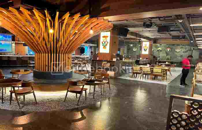 Cross Breed Club & Kitchen (1)