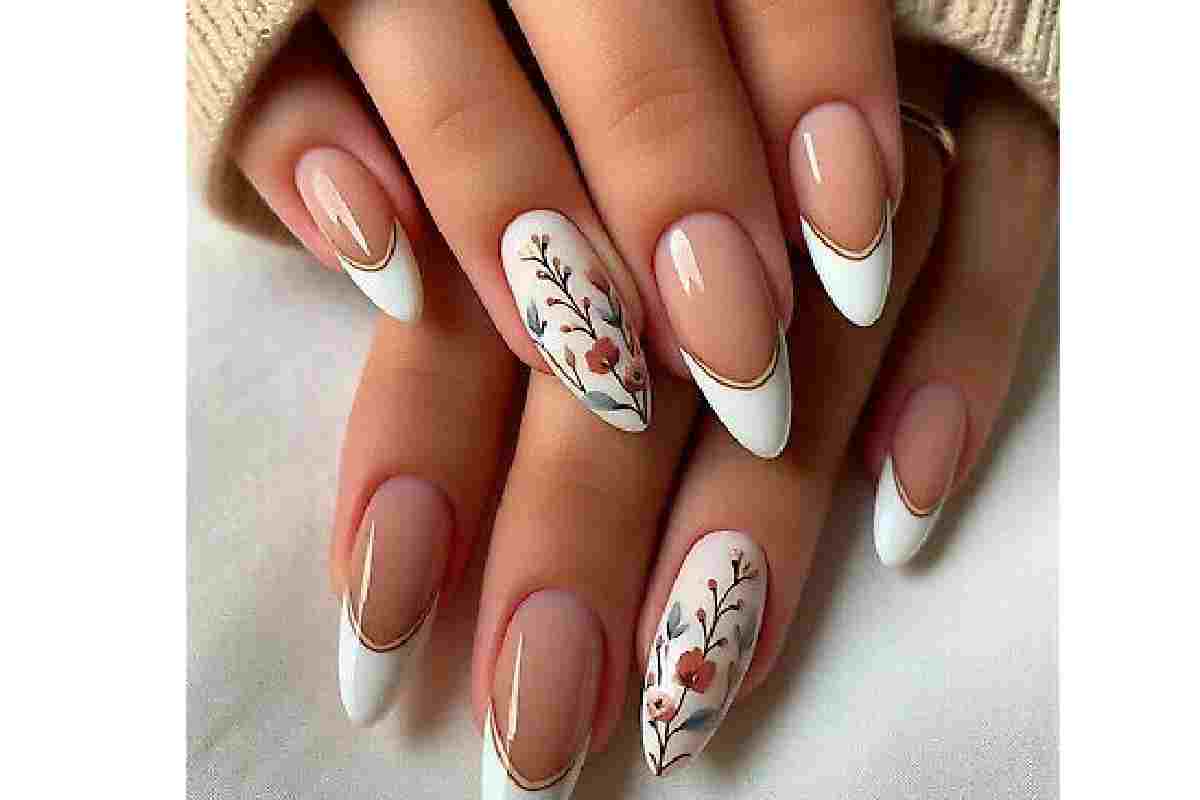 Elegant and Trendy Almond Nail Designs