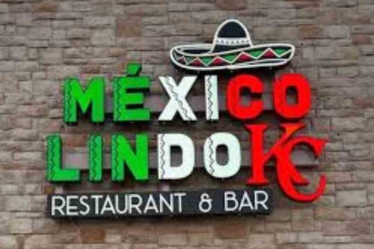 The Word Lindo In The Phrase Un Lindo Restaurante! Means_ Beautiful Pretty Nice Cute